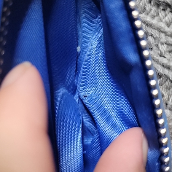 Blue BCBG Quilt Pattern Wallet - Picture 5 of 12